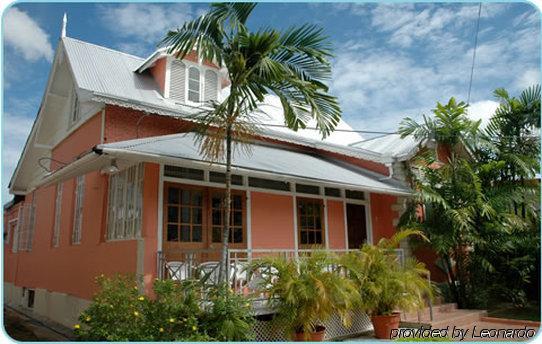 Inn At 87 Port of Spain Esterno foto