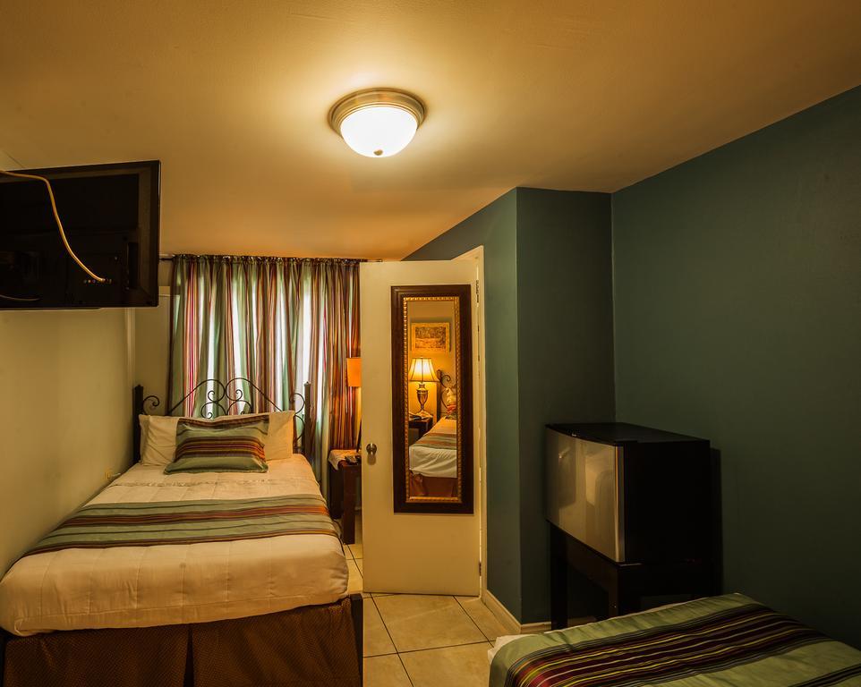 Inn At 87 Port of Spain Esterno foto